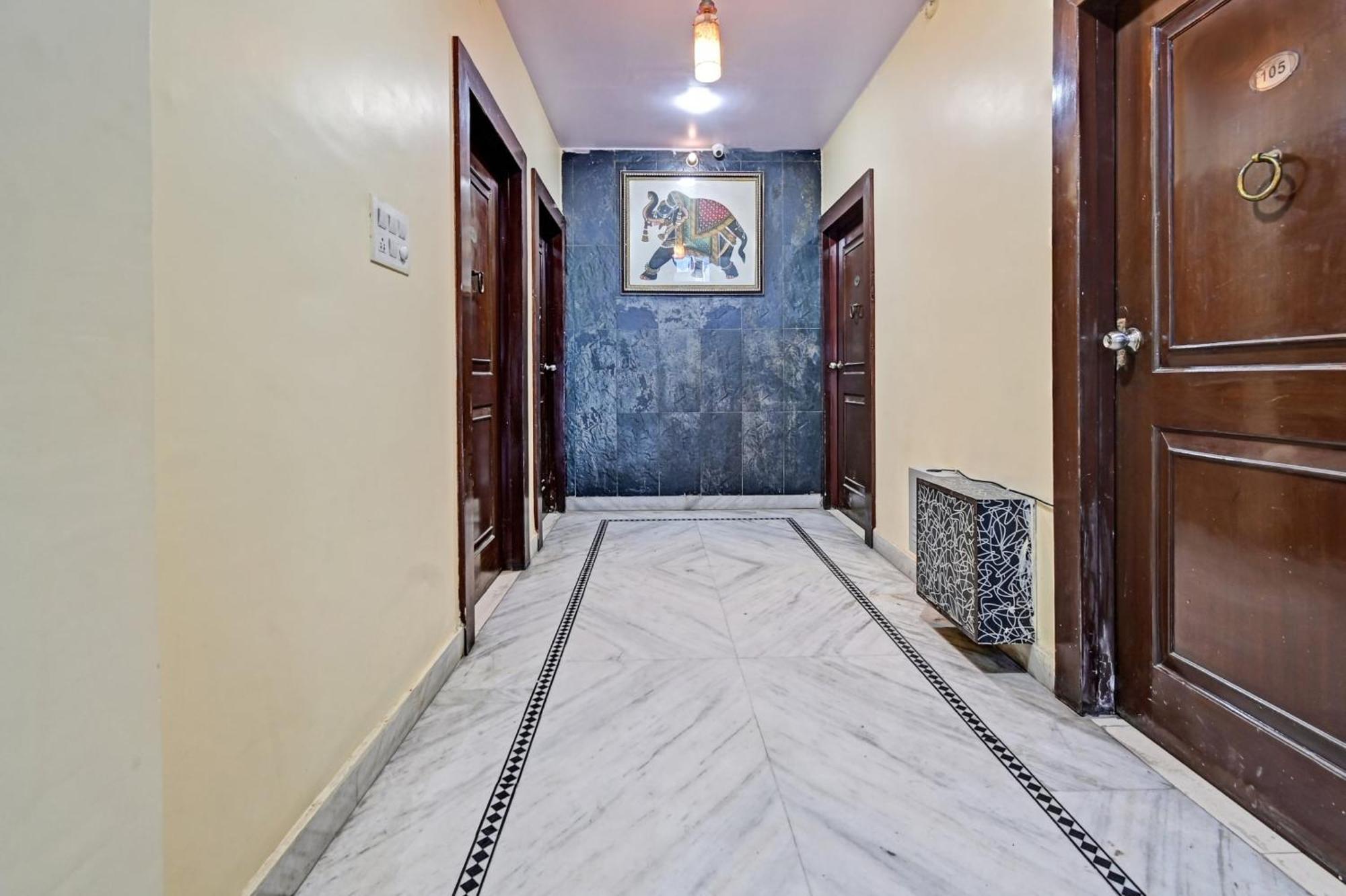 Collection O Bharat Palace Джайпур Екстериор снимка